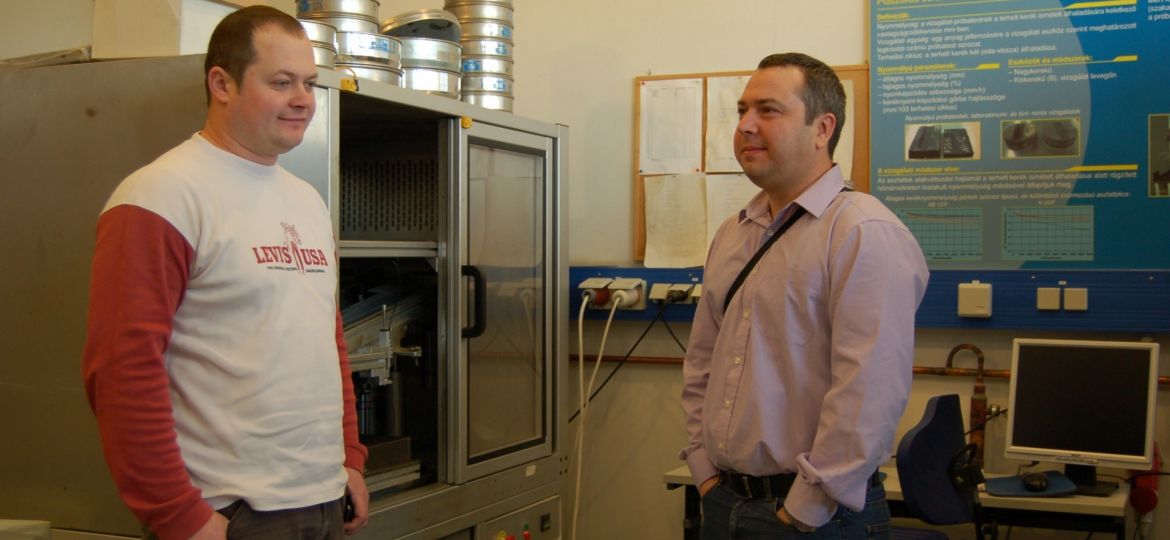 Horvát kollégákat látott vendégül a központi labor 1